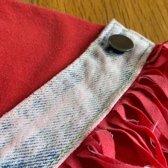 Womens Vintage 1980's Red Gepetto Tasseled Southwestern Western Rodeo T-shirt - Picture 7 of 15